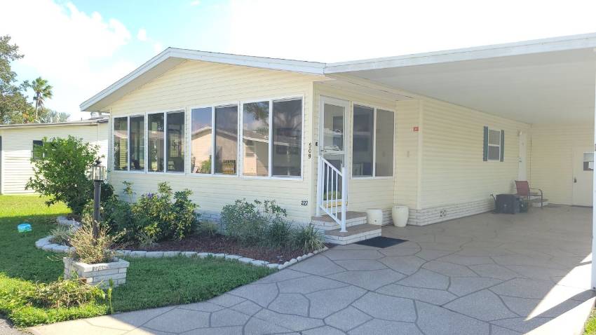 3509 Tower Overlook Drive a Lake Wales, FL Mobile or Manufactured Home for Sale